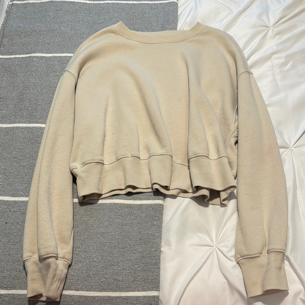 Old Navy Women's Crew Neck Sweater - Cream